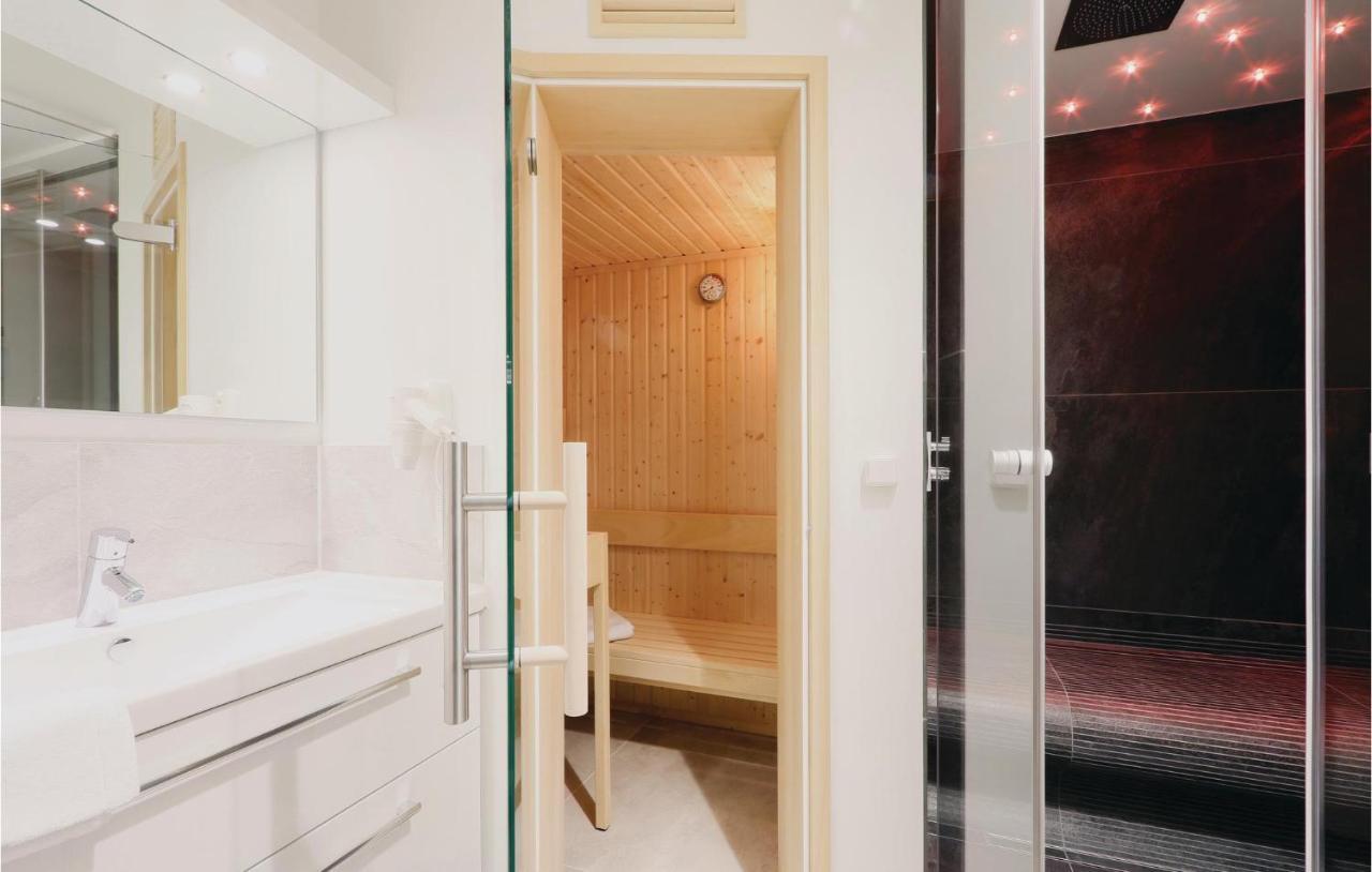 Nice Apartment In Luebeck Travemuende With Sauna Εξωτερικό φωτογραφία